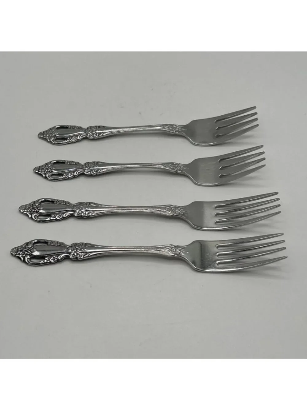 Oneida Raphael Dinner Salad Forks Distinction Deluxe Stainless Flatware Lot Of 4